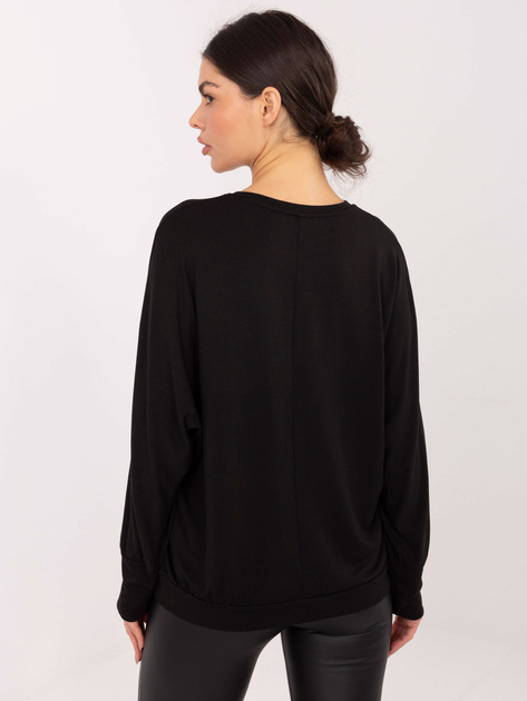 Czarna damska bluzka o kroju nietoperza
