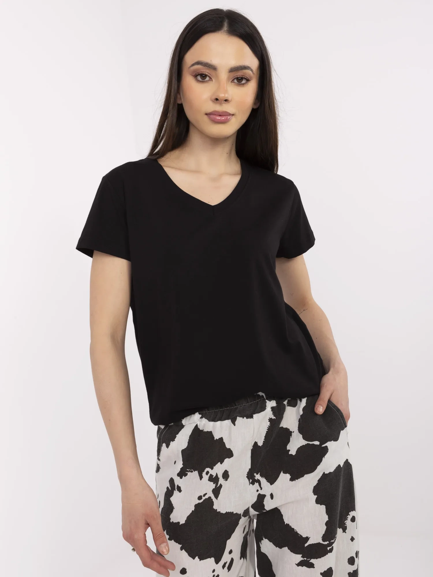 Czarny gładki t-shirt damski BASIC FEEL GOOD