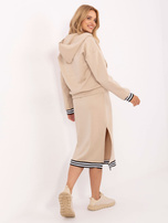 Beżowy komplet z ozdobnymi ściągaczami RUE PARIS 