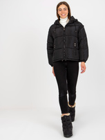 Hurtownia Czarna kurtka zimowa 2w1 z odpinanymi rękawami 