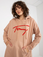 Hurt Beżowa długa bluza kangurka z kapturem i napisem 