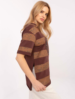 Hurtownia Brązowy damski t-shirt oversize z rozcięciami