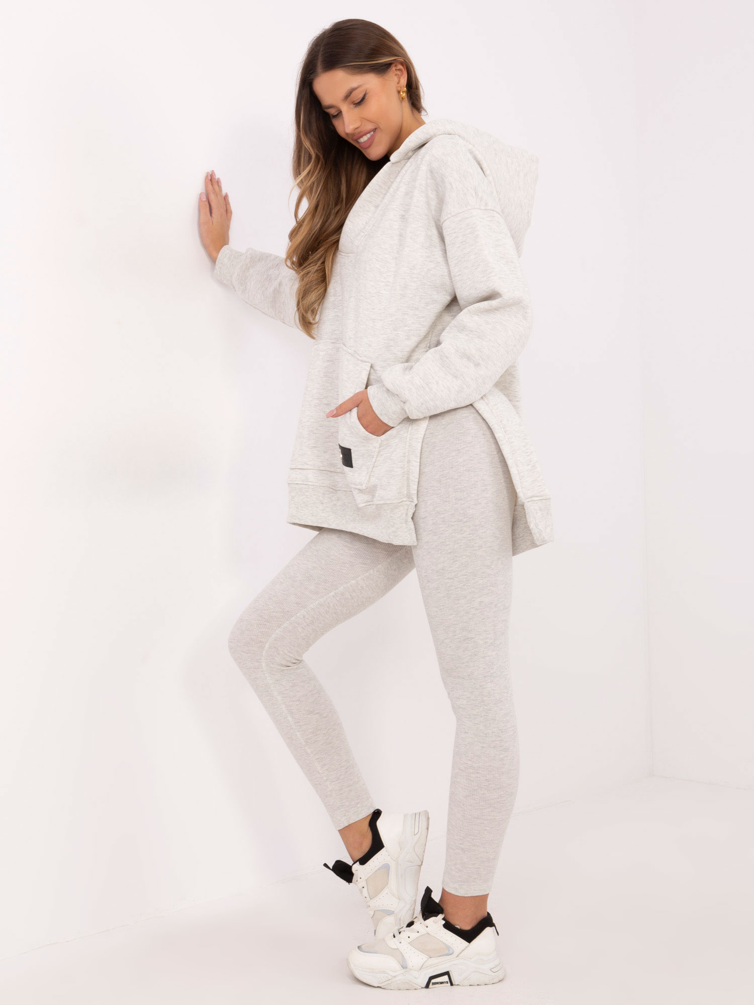 Hurt light gray melange set with a kangaroo hoodie.