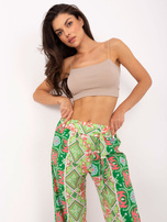 Zielone wzorzyste spodnie na lato