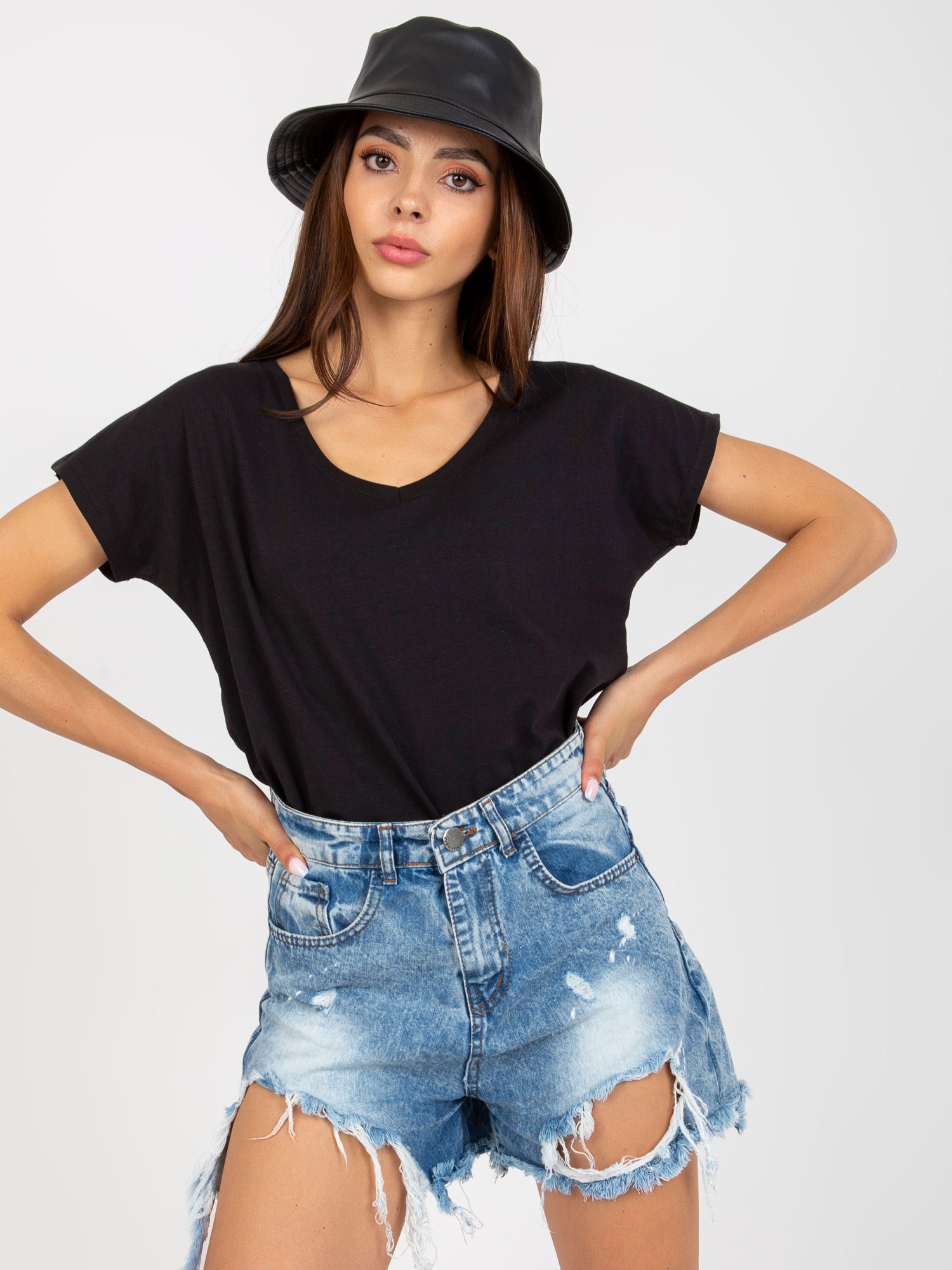 Czarny gładki t-shirt basic z bawełny