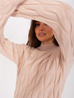 Hurtownia Beżowy klasyczny sweter w warkocze