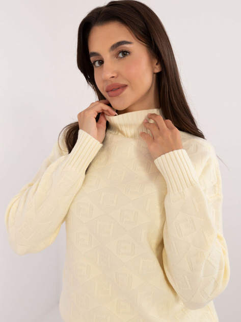Hurtownia Jasnożółty sweter we wzory z półgolfem