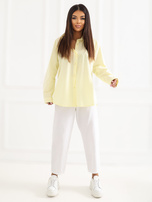 Jasnożółta bawełniana koszula z kołnierzykiem