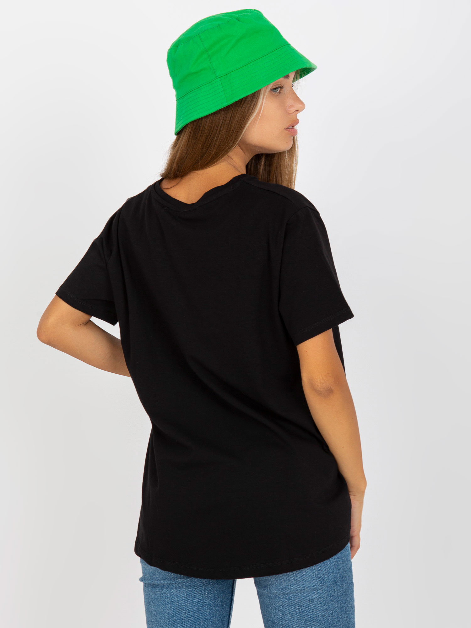 Czarny t-shirt basic z okrągłym dekoltem