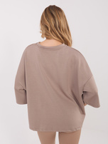 Ciemnobeżowa bluzka basic z rękawem 3/4