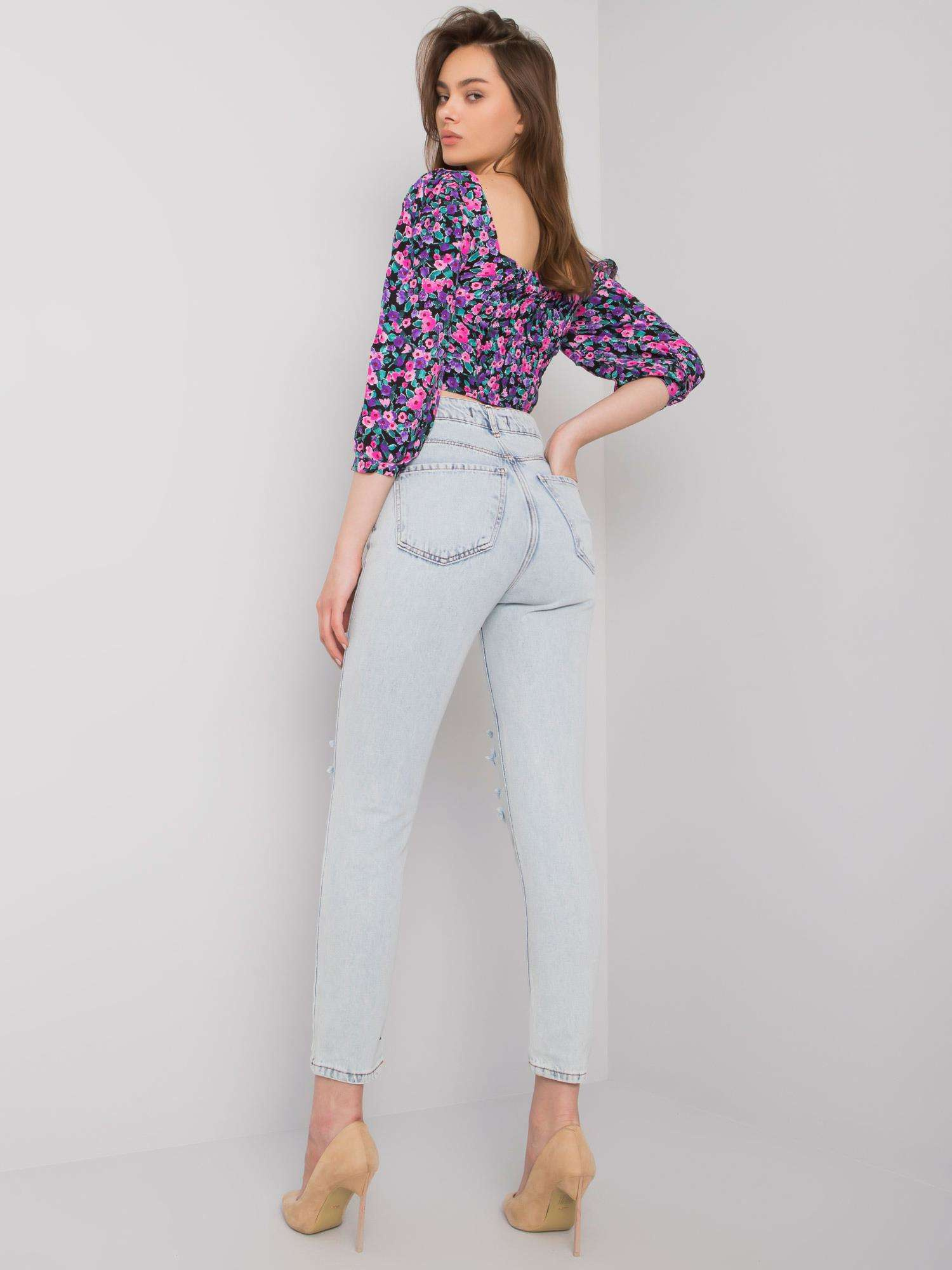 Jasnoniebieskie jeansy damskie z dziurami Shelburne