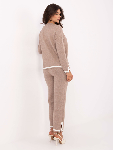 Ciemnobeżowy dzianinowy komplet ze spodniami
