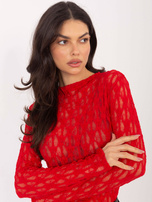 Czerwona koronkowa bluzka z dekoltem w łódkę