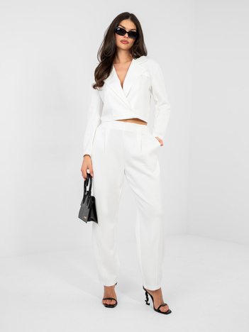 Ecru dresowa marynarka z guzikami na rękawach RUE PARIS 