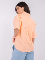 Brzoskwiniowa koszula z dłuższym tyłem SUBLEVEL 