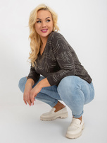 Hurt women's plus size khaki with print and V-neck.