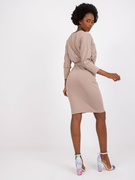 Ciemnobeżowa sukienka z koronką Toronto RUE PARIS