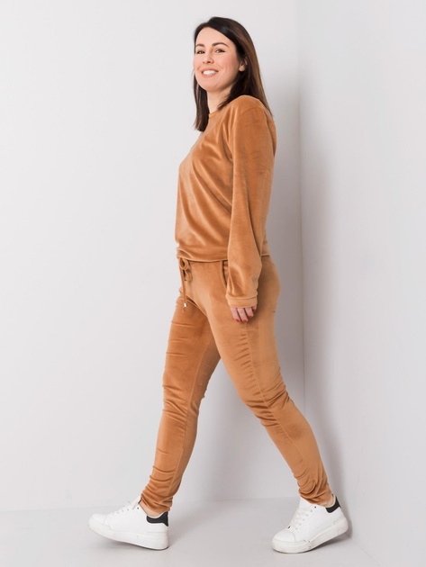 Camelowy welurowy komplet plus size Jeanne