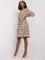 Beżowo-czarna sukienka z printami Fatimah