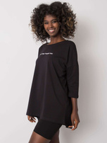 Czarna bluzka z napisem Kaylyn