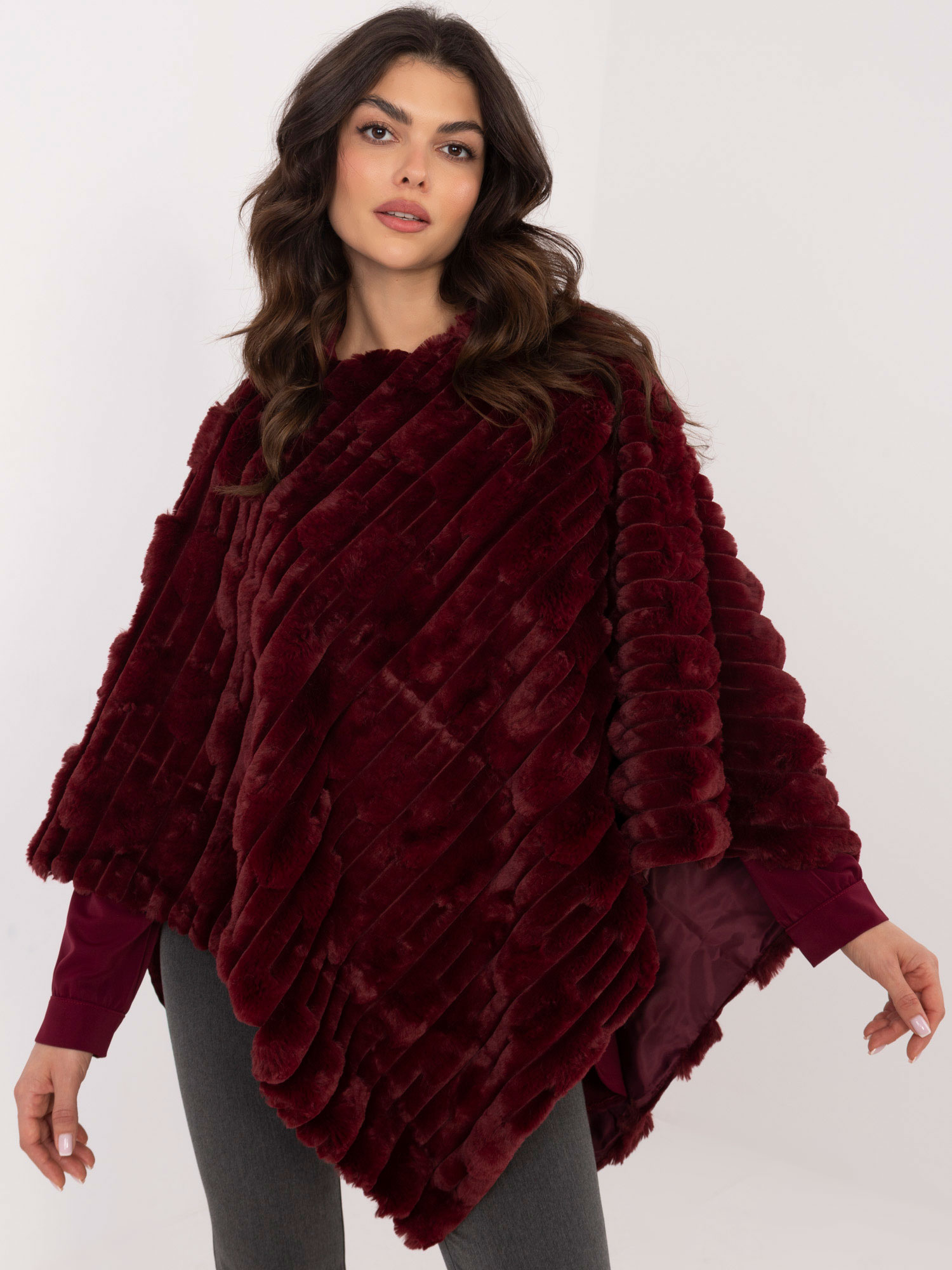 Poncho bordowy