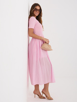 Jasnoróżowa rozkloszowana sukienka z podszewką 