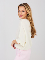 Ecru damski sweter oversize z dekoltem w łódkę 