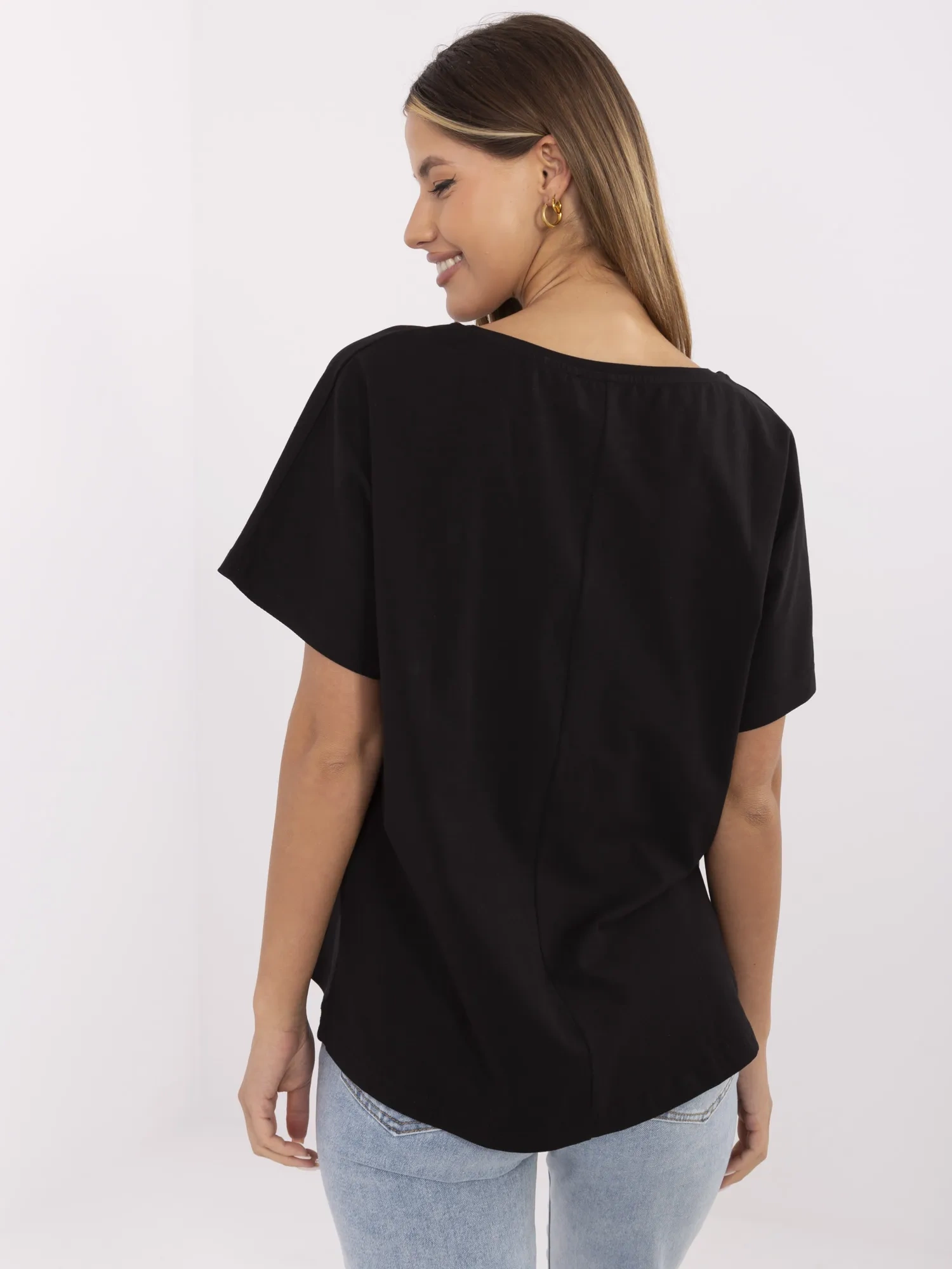 Černé dámské oversized tričko s nápisem.