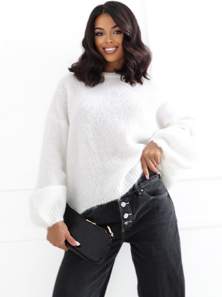 Ecru damski sweter oversize z okrągłym dekoltem
