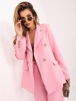 Světlé růžové elegantní komplety s oversize sako.