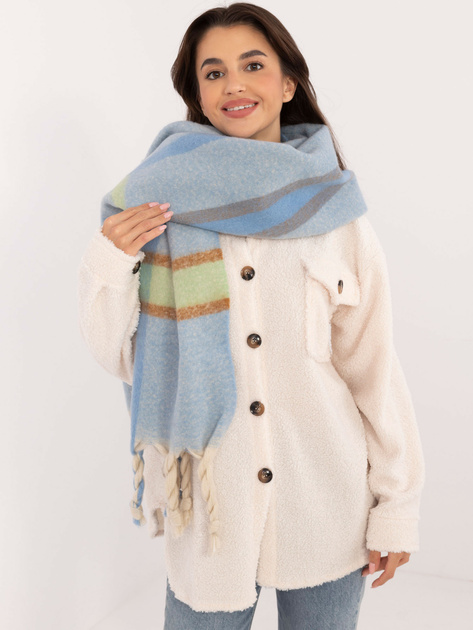 Hurtownia Jasnoniebieski ciepły szal w kratę