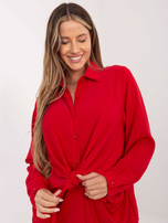Czerwona damska koszula z ozdobnymi guzikami 