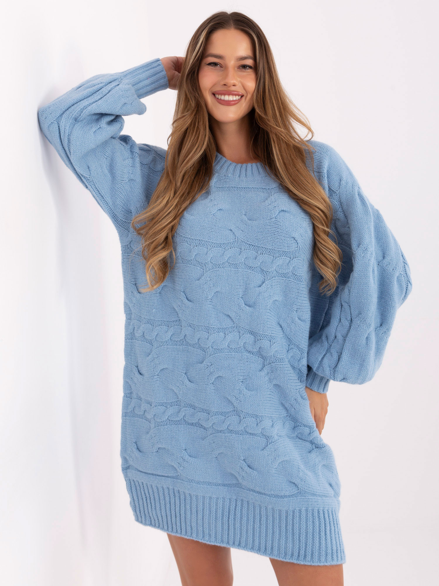 Sweter jasny niebieski