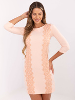 Hurtownia Brzoskwiniowa ołówkowa sukienka koktajlowa