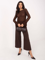 Brązowa bluzka z rozkloszowanymi rękawami