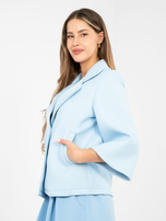 Pastelowy niebieski piankowy płaszcz z kieszeniami