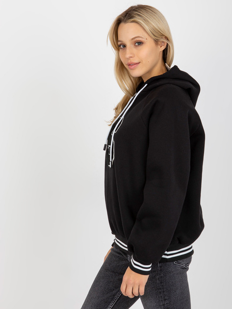 Hurtownia Czarna bluza z kapturem i troczkami