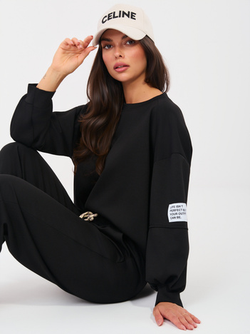 Czarny dresowy komplet z miękkiego materiału