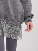Ciemnoszary elegancki sweter z koronką