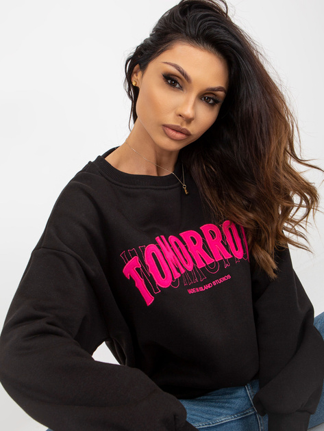 Hurt Czarna dresowa bluza bez kaptura z naszywką