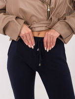 Granatowe spodnie Faster