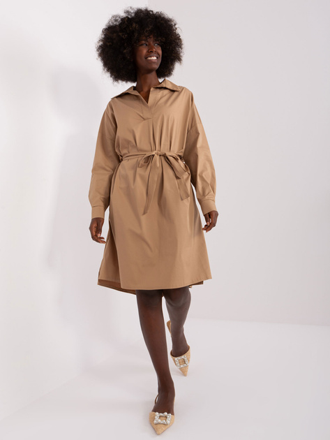 Hurt Camelowa midi sukienka z kołnierzem ZULUNA