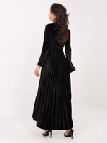 Czarno-srebrna wieczorowa sukienka z cekinami