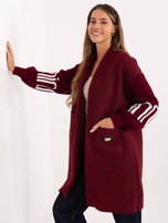 Bordowy damski kardigan z napisami na rękawach 