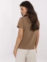 Jasnobrązowy damski t-shirt z bawełny