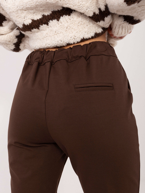 Czekoladowe materiałowe spodnie z gumką w pasie
