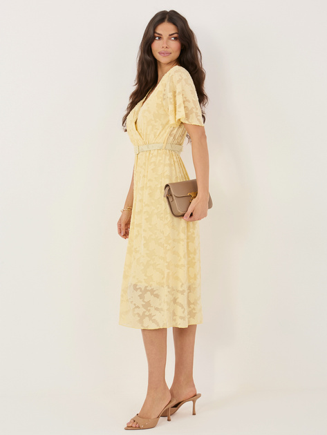 Jasnożółta elegancka sukienka z paskiem