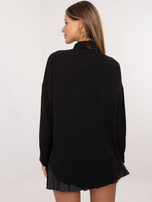 Hurt Czarna damska koszula oversize z broszką 