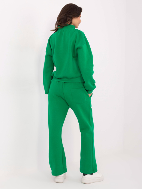 Zielony ocieplany komplet z bluzą kangurką