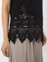 Czarna bluzka boho bez rękawów